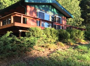 21449 Starbird Rd, Mount Vernon, WA 98274