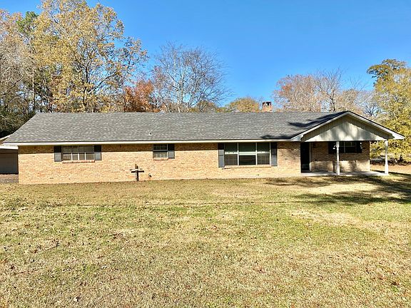 3rd image of 2405 Broussard Ave