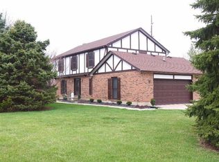 1701 Green Hollow Ct, Dayton, OH 45458