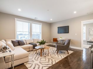 312 Spring St #201, West Roxbury, MA 02132