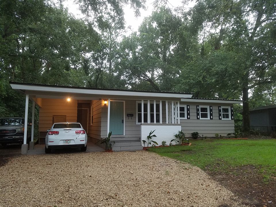 1st image of 1809 Jackson Bluff Rd