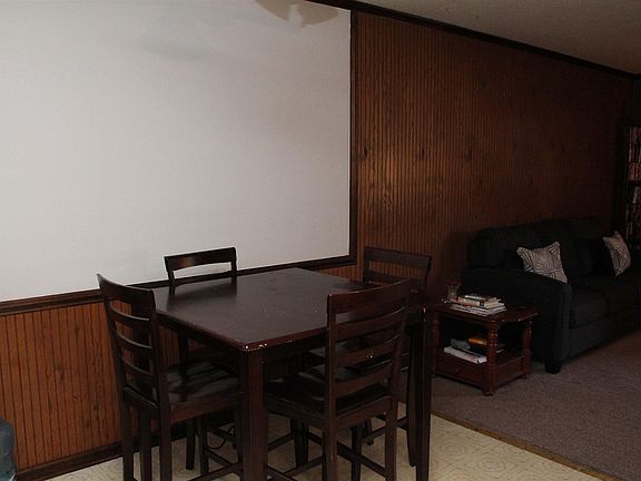 3rd image of 145 Meadow Wood Dr