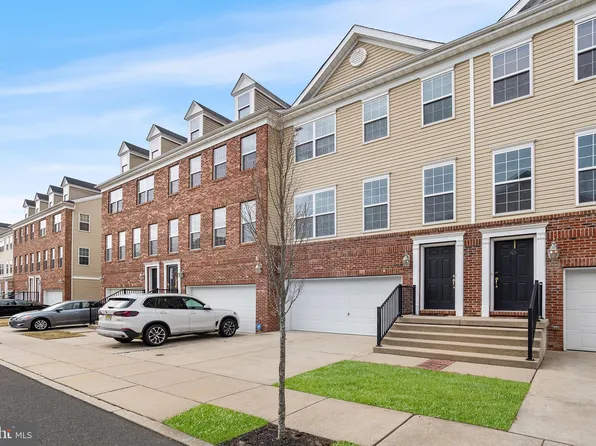123 Riverwalk Blvd, Burlington Township, NJ 08016