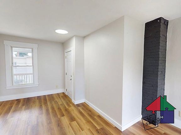 3rd image of 49 Maple Ave APT 2