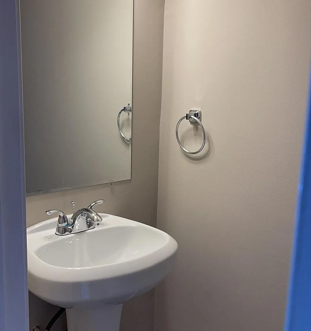 2 bed, 2.5 bath, 1250 sqft, $1,850 — Photo 3