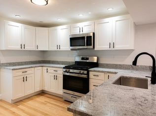 21 Emery Rd, Townsend, MA 01469