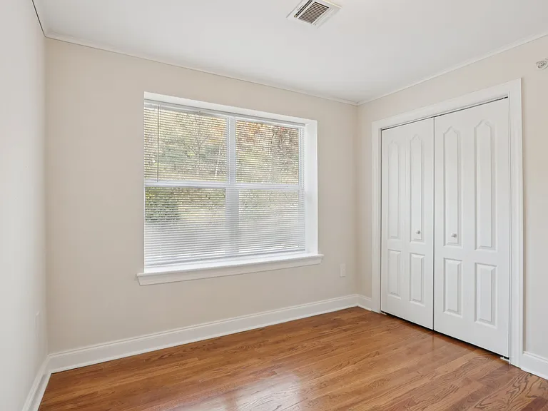 Summit Ridge Luxury Apartments — Photo 13