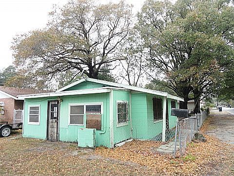 2nd image of 4214 N 39th St
