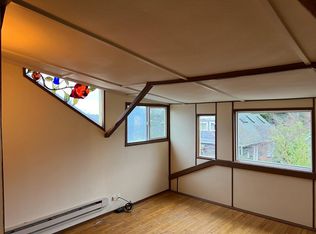 124 N 48th St, Seattle, WA 98103