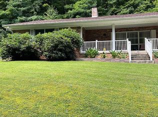 320 Eureka Pl, Bluefield, WV 24701