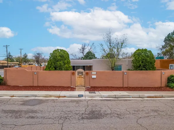 3512 Calle Del Ranchero NE, Albuquerque, NM 87106