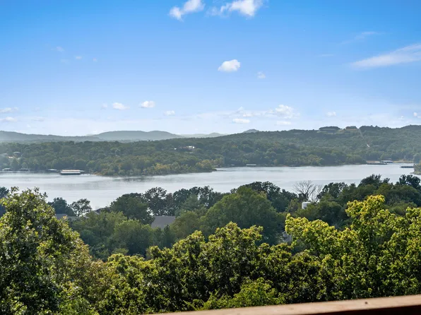 39 White Oak Estates Road, Kimberling City, MO 65686