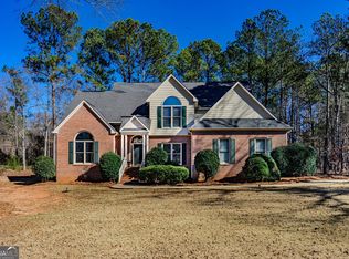 101 Cameron Pointe Dr, Lagrange, GA 30240