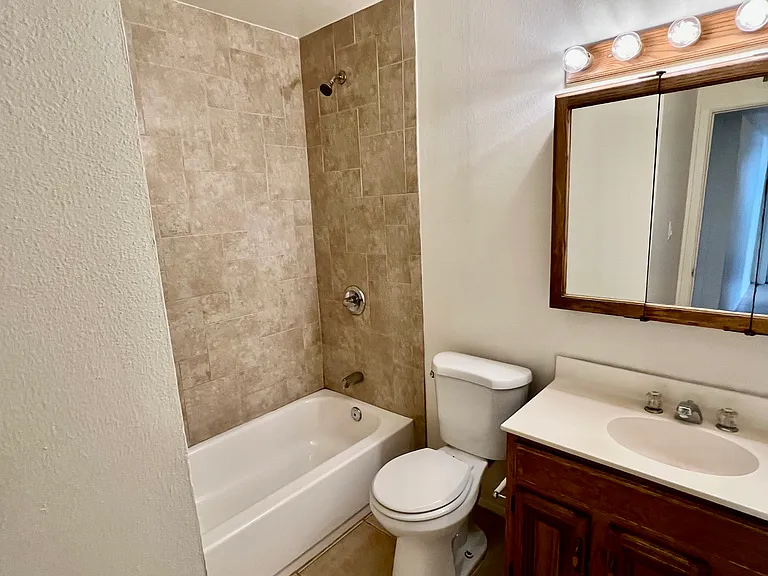 1330 W Elna Rae St — Photo 19