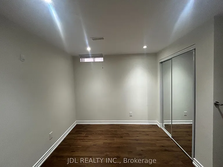36 Bendamere Cres #BASEMENT — Photo 6