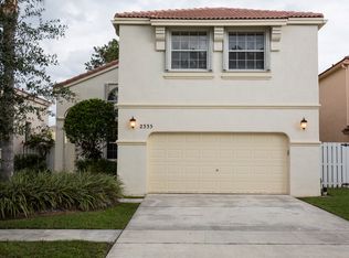 2335 NW 158th Ave, Pembroke Pines, FL 33028