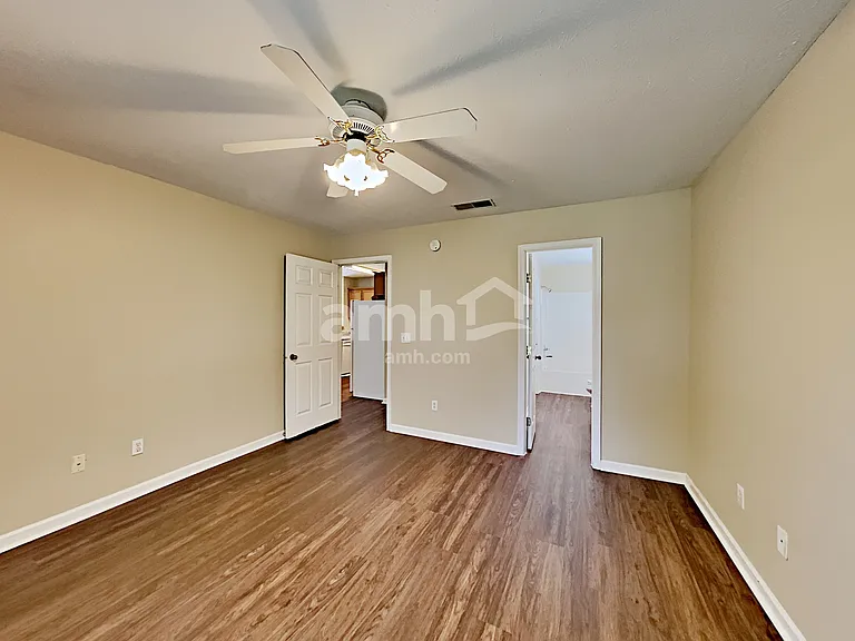 1137 Benton Mason Dr — Photo 10