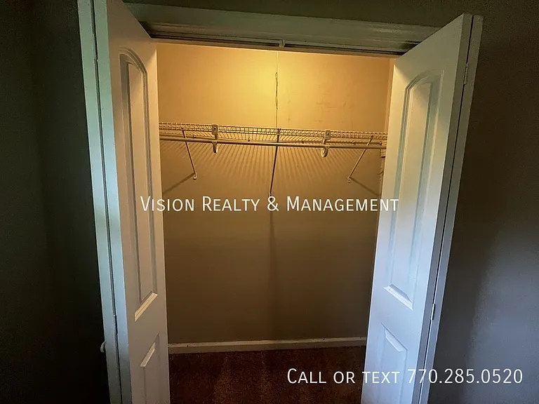 260 Castlegate Cir — Photo 20