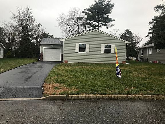 2nd image of 29 Norwich Dr