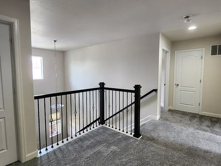 7546 Sabino Ln — Photo 14