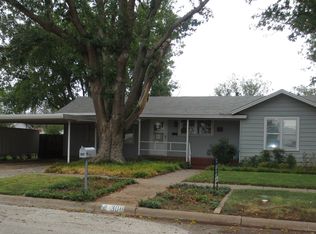308 N River St, Seymour, TX 76380
