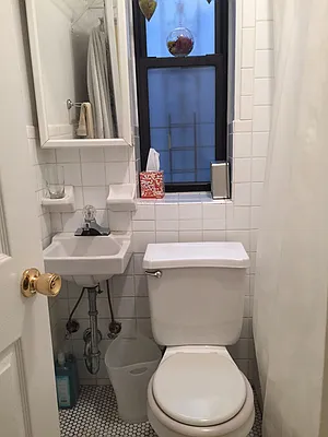 Rented by CNYC Apartments | media 25