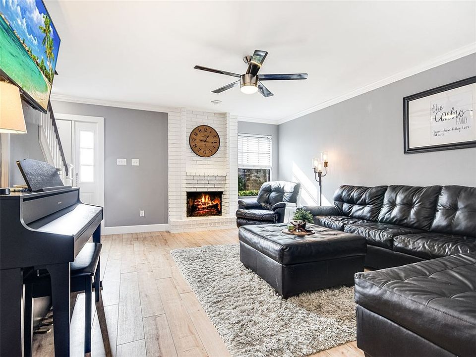 1st image of 8400 Jamestown Dr APT 208