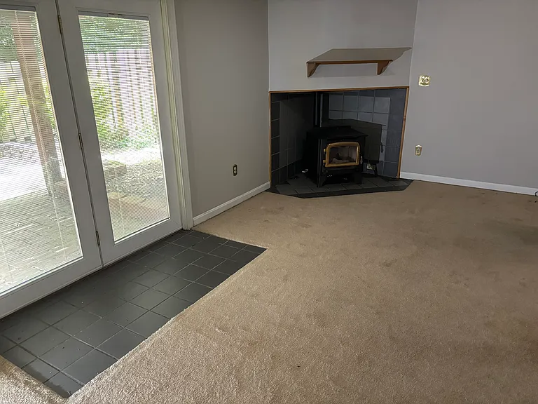 2922 Carlyle Ct — Photo 7