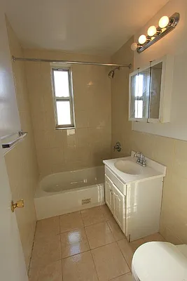 Rented by Hatuka Properties | media 26