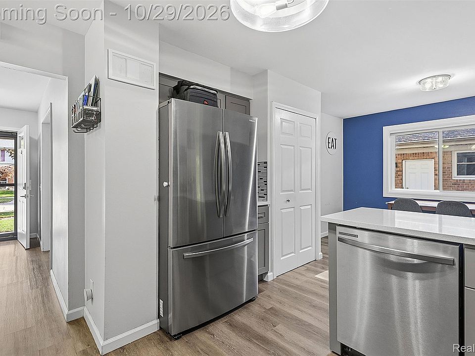 40855 Executive Dr, photo 7
