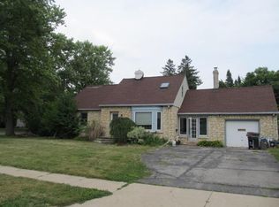 730 Division St, Mukwonago, WI 53149