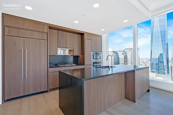 Rented by Sotheby's International Realty | media 29