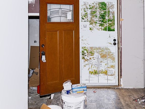 4th image of 17222 Reynolds Rd