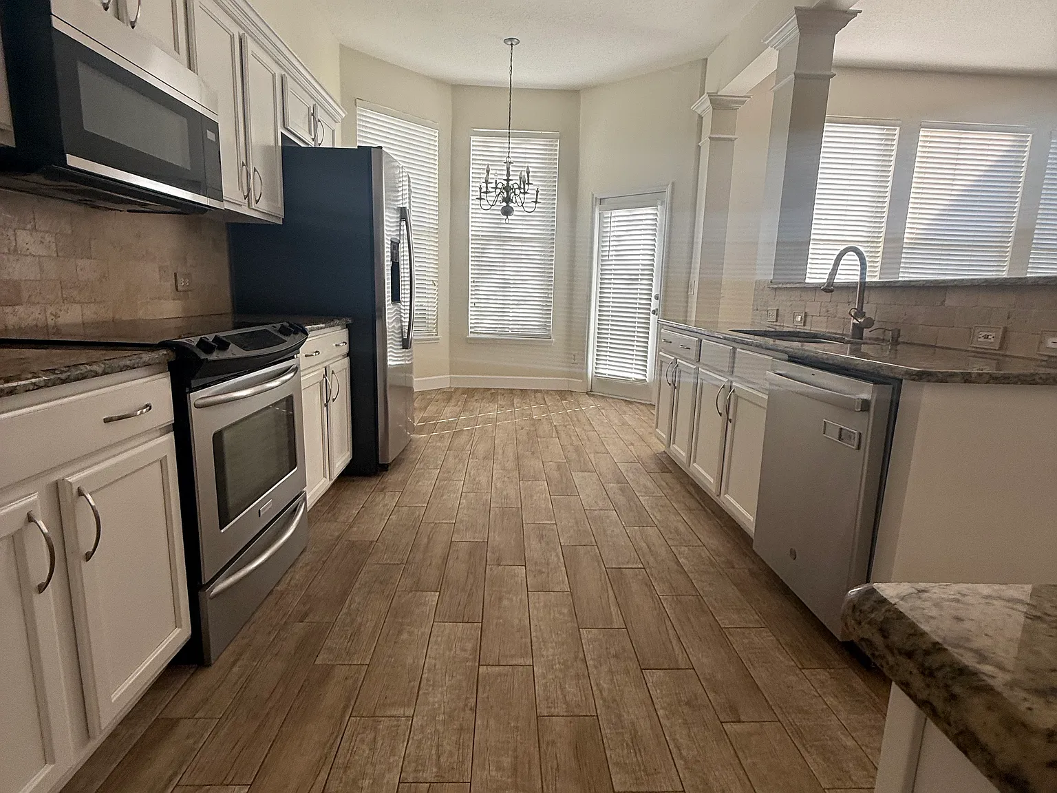 3 bed, 1646 sqft, $3,400 — Photo 3