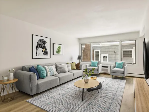 99 E 54th St #1, Minneapolis, MN 55419