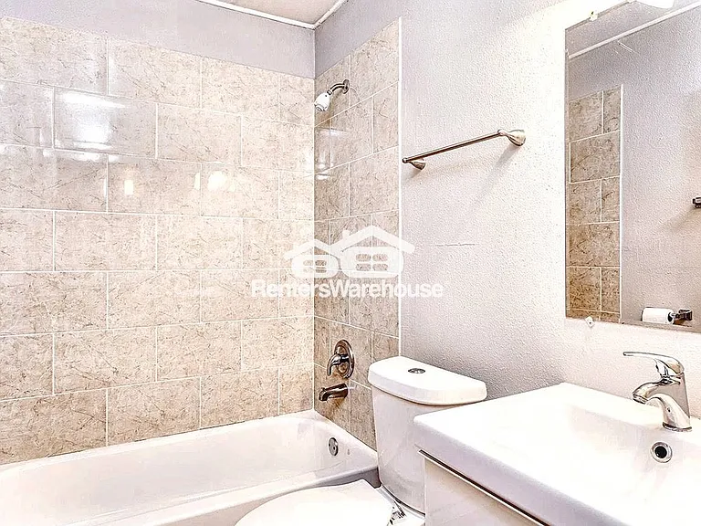 4007 Avenue C #Unit 105 — Photo 5