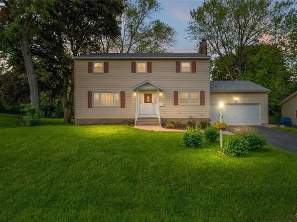 56 Court Knolle, New Hartford, NY 13413