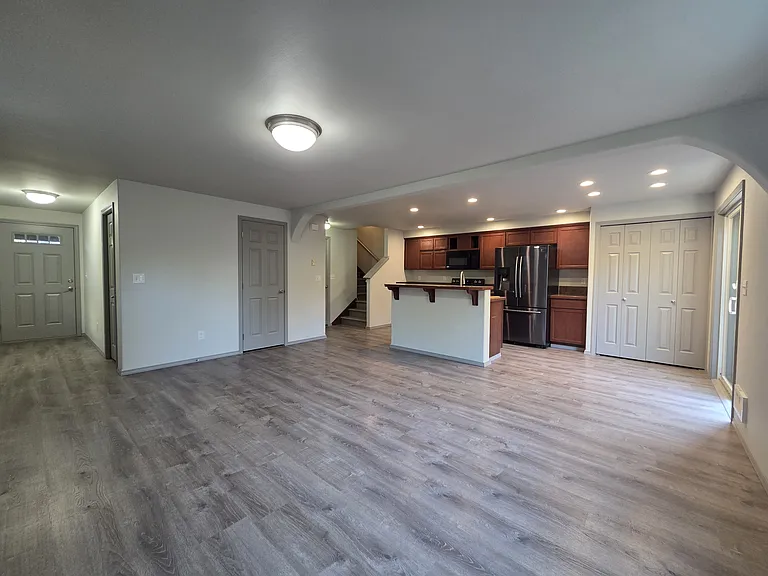 4573 148th St NE — Photo 4