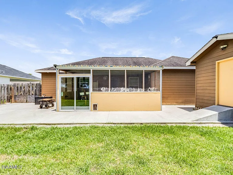 209 Stoneridge Dr — Photo 7