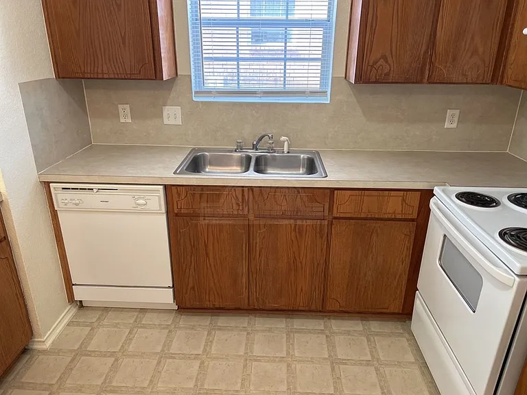 1911 Monte Carlo, Killeen — Photo 14