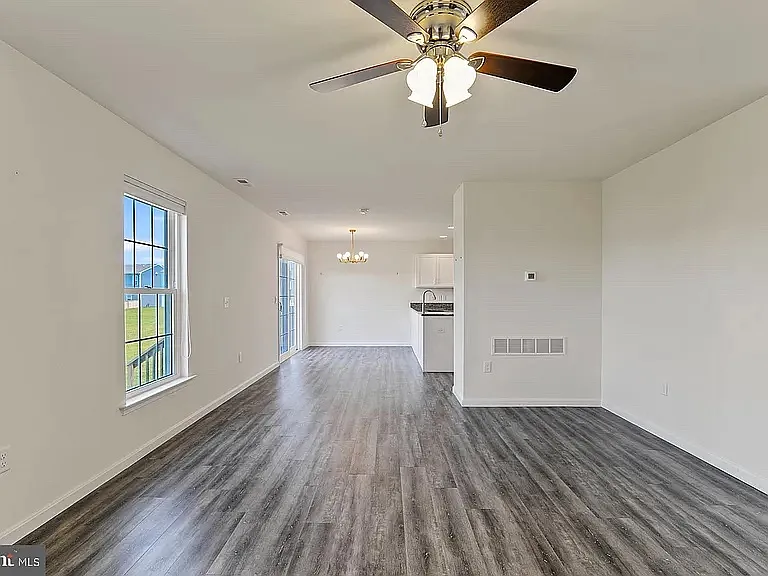 46 Black Cherry Dr — Photo 2