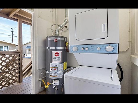 4th image of 1275 E Broadway #1277