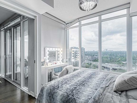 5th image of 88 Park Lawn Rd #2212