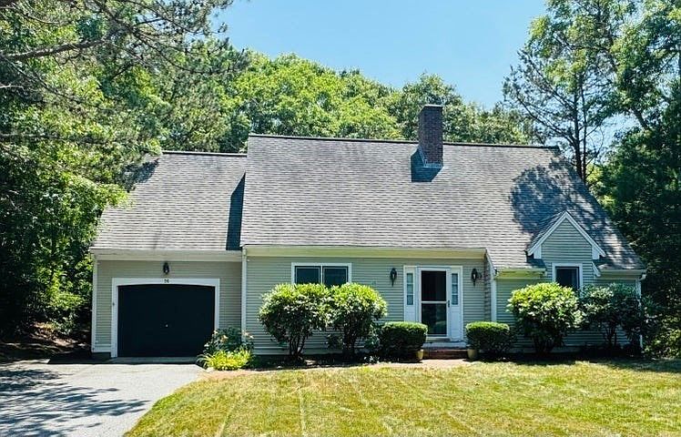 1st image of 96 Saddler Ln