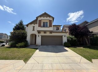 7399 E Giavanna Ave, Fresno, CA 93737