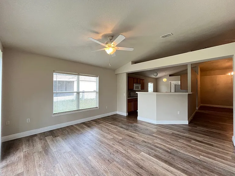 459 Rio Grande Ln — Photo 10