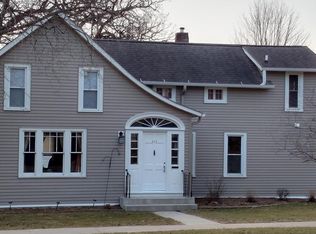 527 Winona St SE, Chatfield, MN 55923