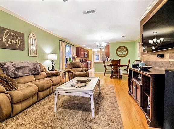 3rd image of 3400 River Oaks Dr