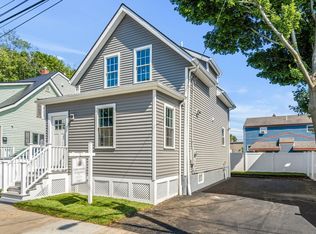 20 Groveland St, Lynn, MA 01902