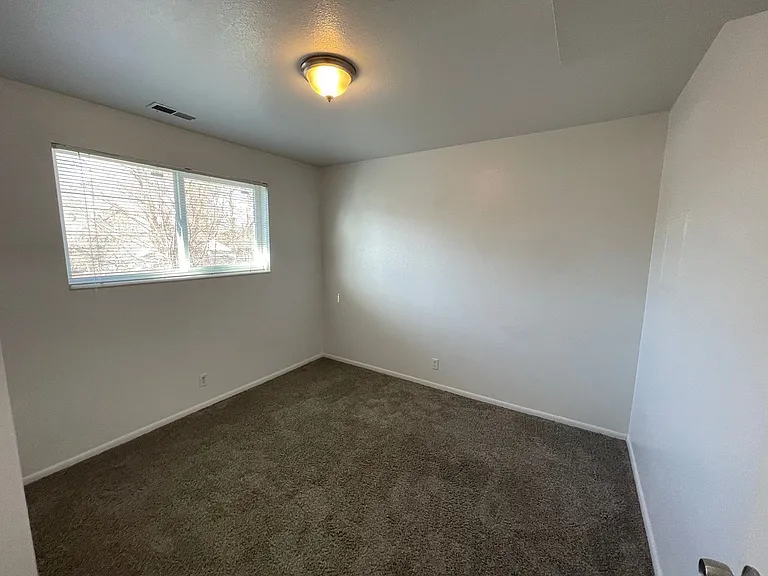 2707 S Adams Street — Photo 7
